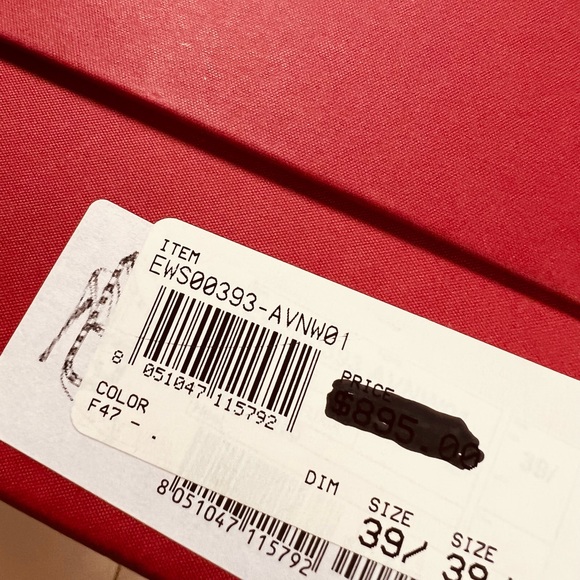 Valentino Garavani Heels US Size 9.5 Or EU 39.5 Brand New in box - Picture 4 of 5